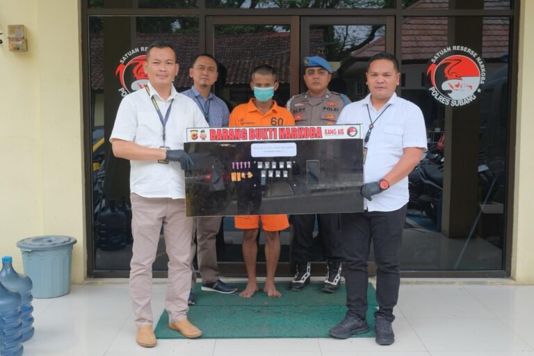 POLRES SUBANG UNGKAP KASUS PENYALAHGUNAAN NARKOTIKA JENIS SABU