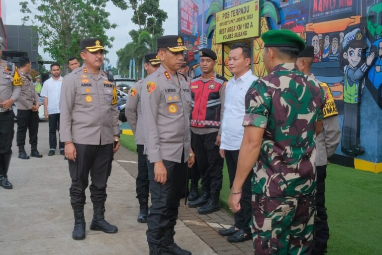 Kapolda Jabar Tinjau Pos Terpadu di Tol Cipali, Pastikan Kesiapan Pengamanan