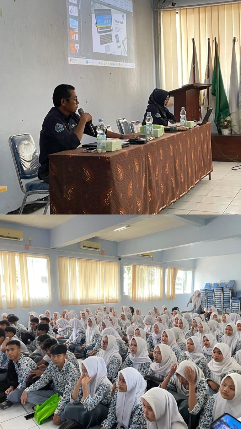Dukung Link and Match, SMKN 2 Karawang Adakan Pelatihan Dunia Industri