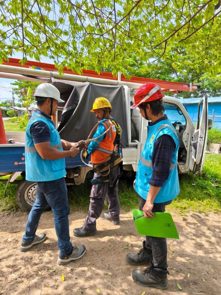 PLN UP3 Karawang Gelar Sidak Budaya Safety di 5 ULP