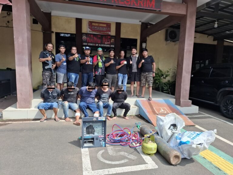 Lima Pelaku Spesialis Pembobol ATM Berhasil Di Ringkus Jajaran Satreskrim Polres Subang