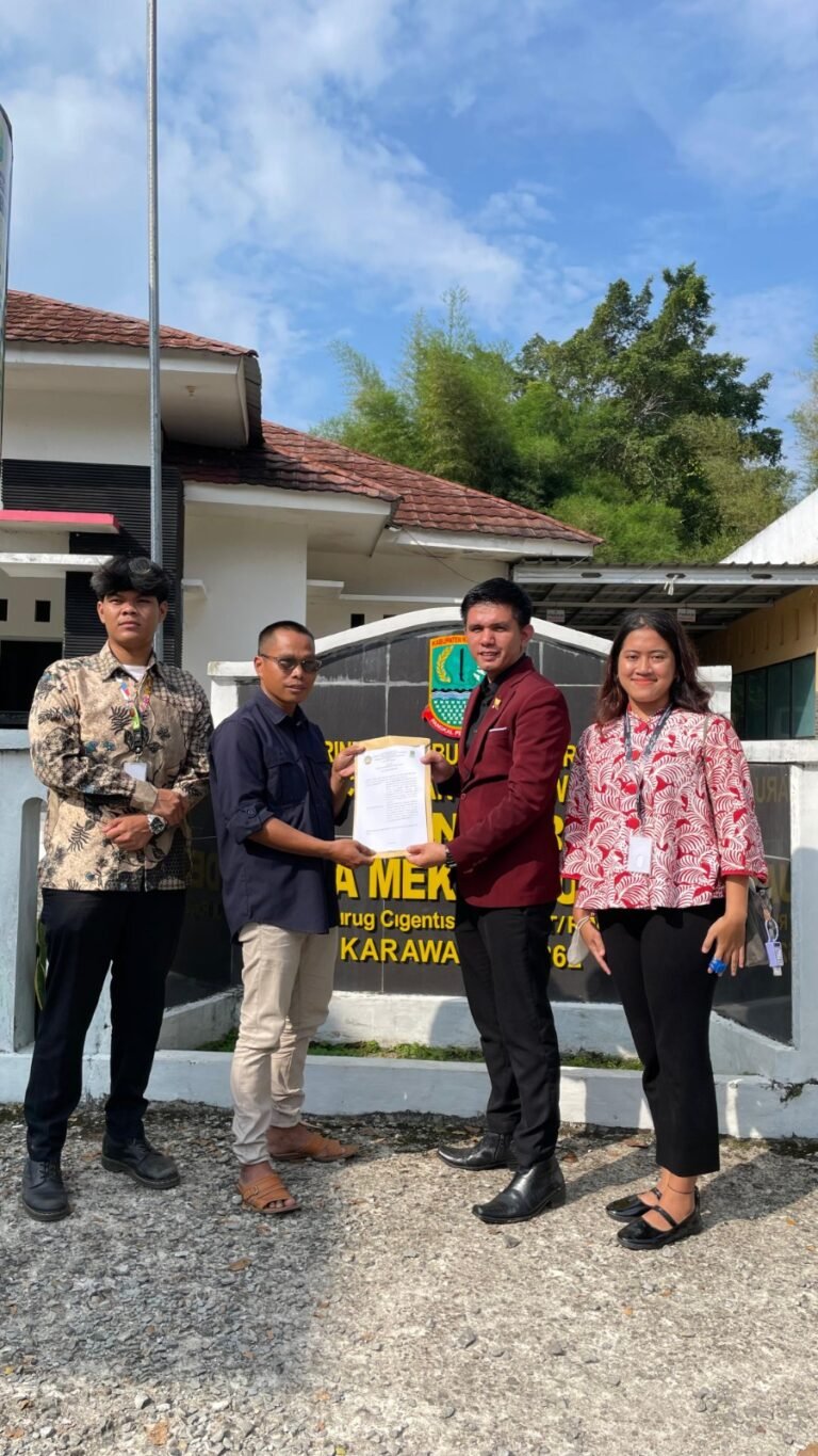 DPL KKN UNSIKA Tekankan Etika dan Komunikasi: “Belajar Hidup Bermasyarakat di Mekarbuana!