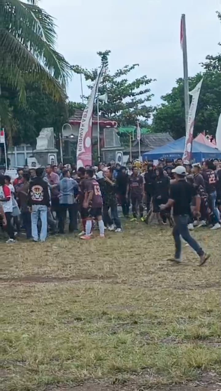 Turnamen Sepak Bola Antar Desa di Kecamatan Maniis Berujung Kericuhan, Empat Orang Menjadi Korban