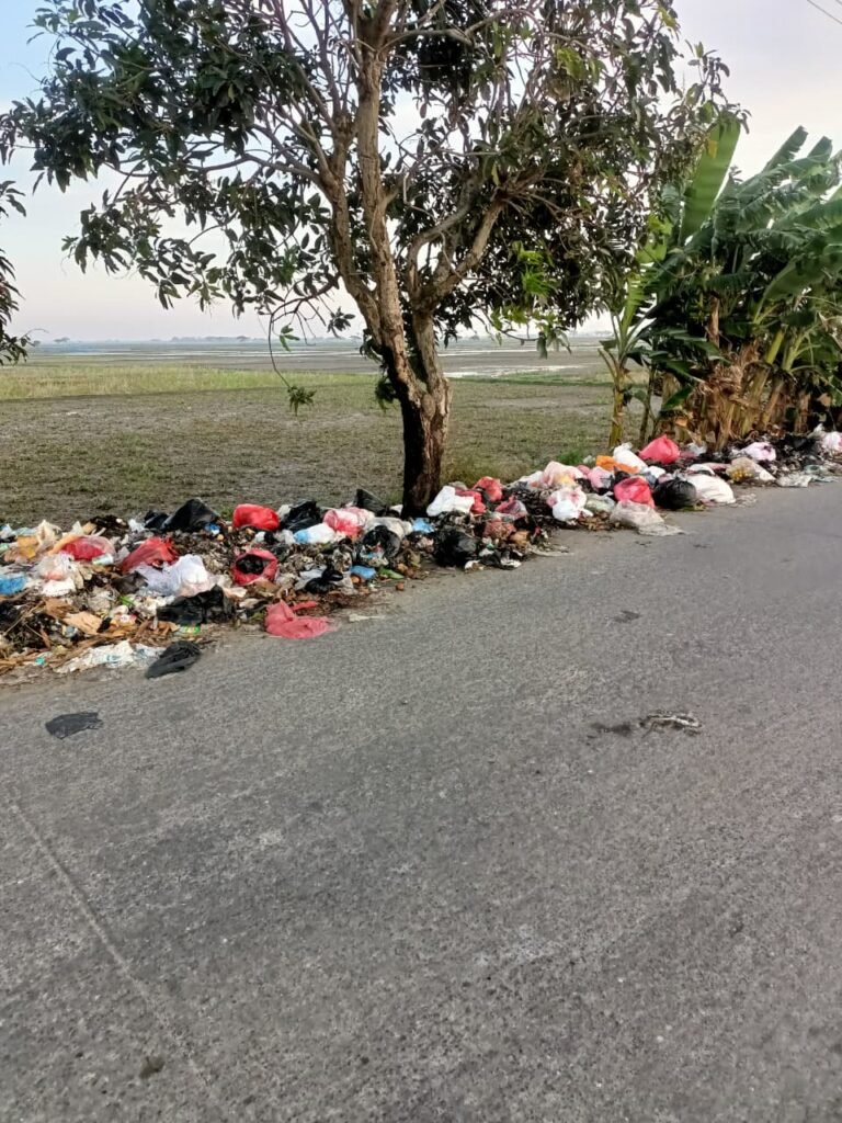 Kampungsawah-Bolang Terkepung Sampah! Warga Bandel Abaikan Imbauan, Ancaman Penyakit Mengintai”