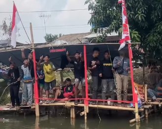 HUT Karawang ke-392, Pemkab Tebar Satu Ton Ikan Emas untuk Mancing Gratis